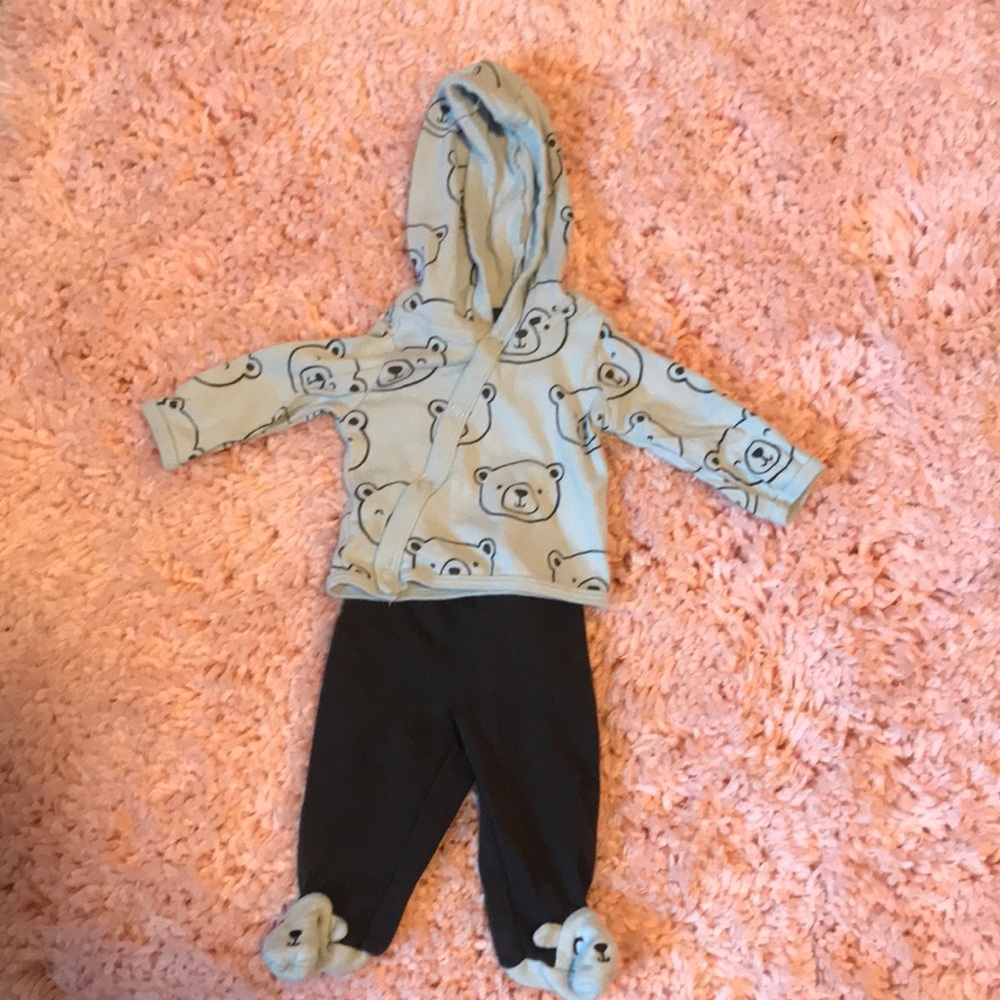 Carter’s NB Boy outfit